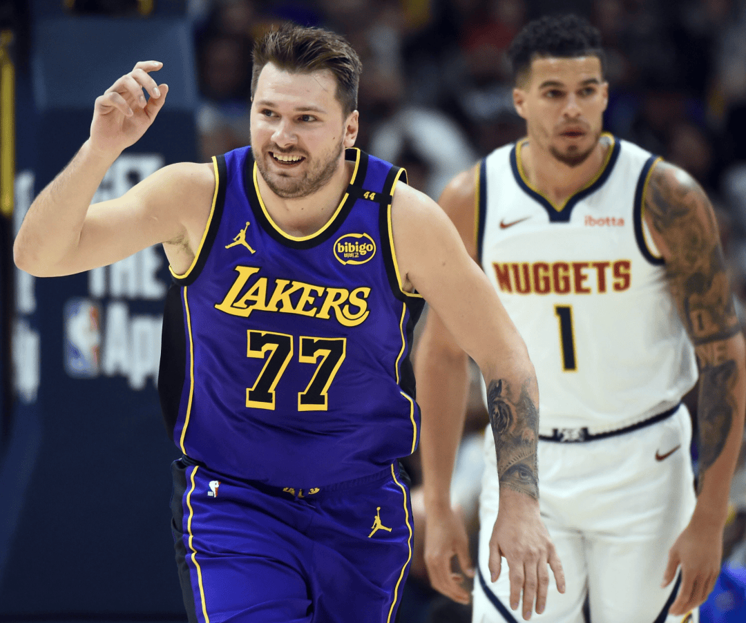 乐鱼体育平台凯恩连续十二场比赛得分超过最后时刻胜出，湖人不断突破！上演精彩一战的简单介绍