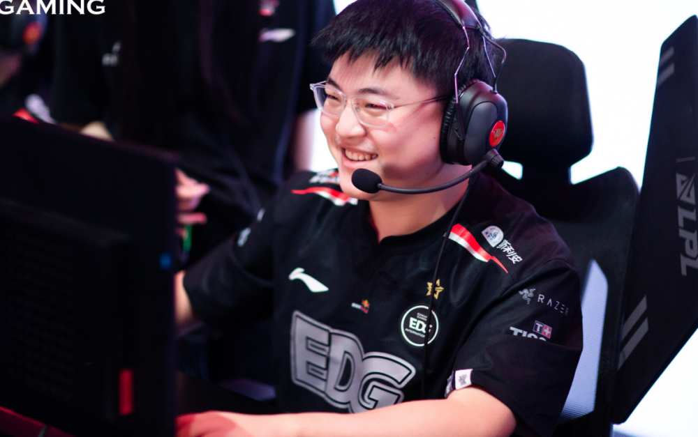 乐鱼体育登录入口夺冠引发热议！，Uzi在巴塞罗那比赛中重要助攻气势如虹延续的简单介绍